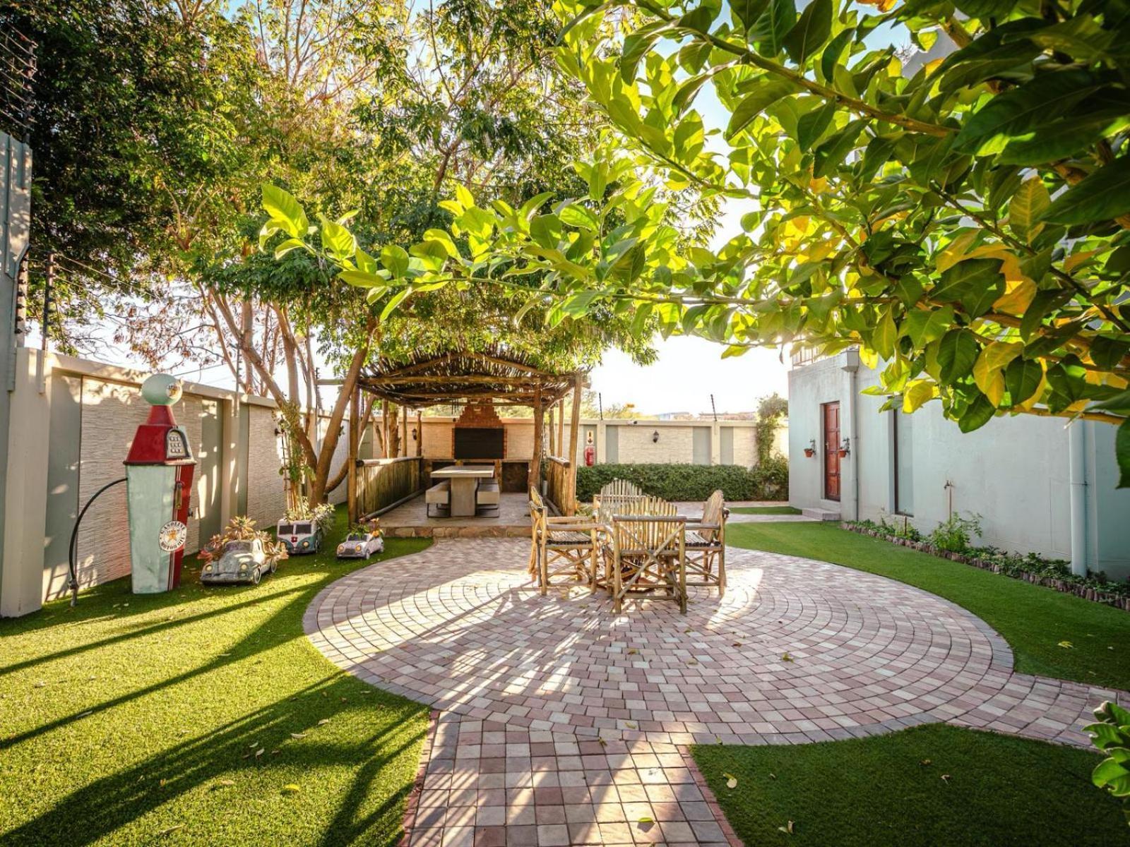 Little Forest Garden Retreat Bed & Breakfast Windhoek Exterior photo